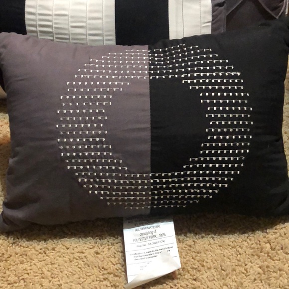 Madison Park | Bedding | Gorgeous Black White And Gray Throw Pillows ...